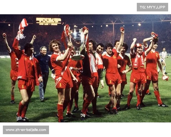 央视直播欧冠巅峰对决见证欧洲足球最高荣誉的激烈竞逐与荣耀时刻 央视直播欧冠巅峰对决见证欧洲足球最高荣誉的激烈竞逐与荣耀时刻