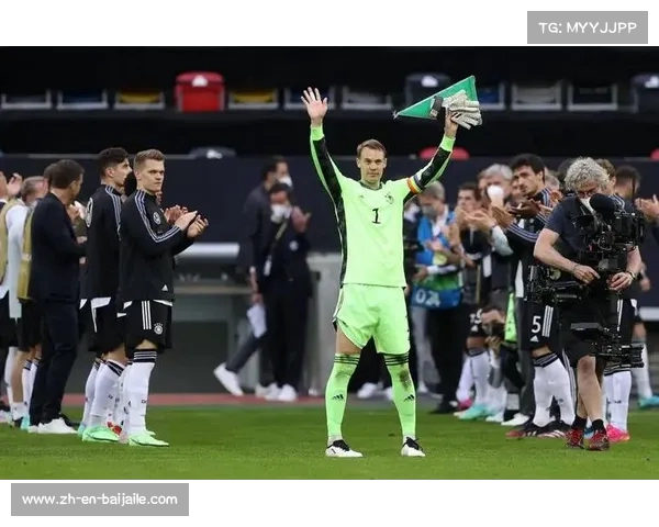 以诺伊尔期待冬季世界杯展现最佳状态继续辉煌表现 以诺伊尔期待冬季世界杯展现最佳状态继续辉煌表现