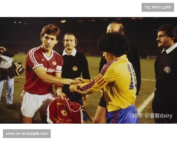 马拉多纳传奇巅峰再现 世界足球先生背后的光辉成就与故事 马拉多纳传奇巅峰再现 世界足球先生背后的光辉成就与故事